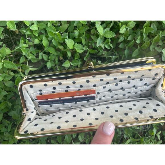 HOBO Lauren Clutch Blue Leather Bifold 2 Sided Framed Kiss Wallet Purse Bag - Picture 4 of 5